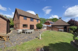 Lambourne Drive, Kings Hill
