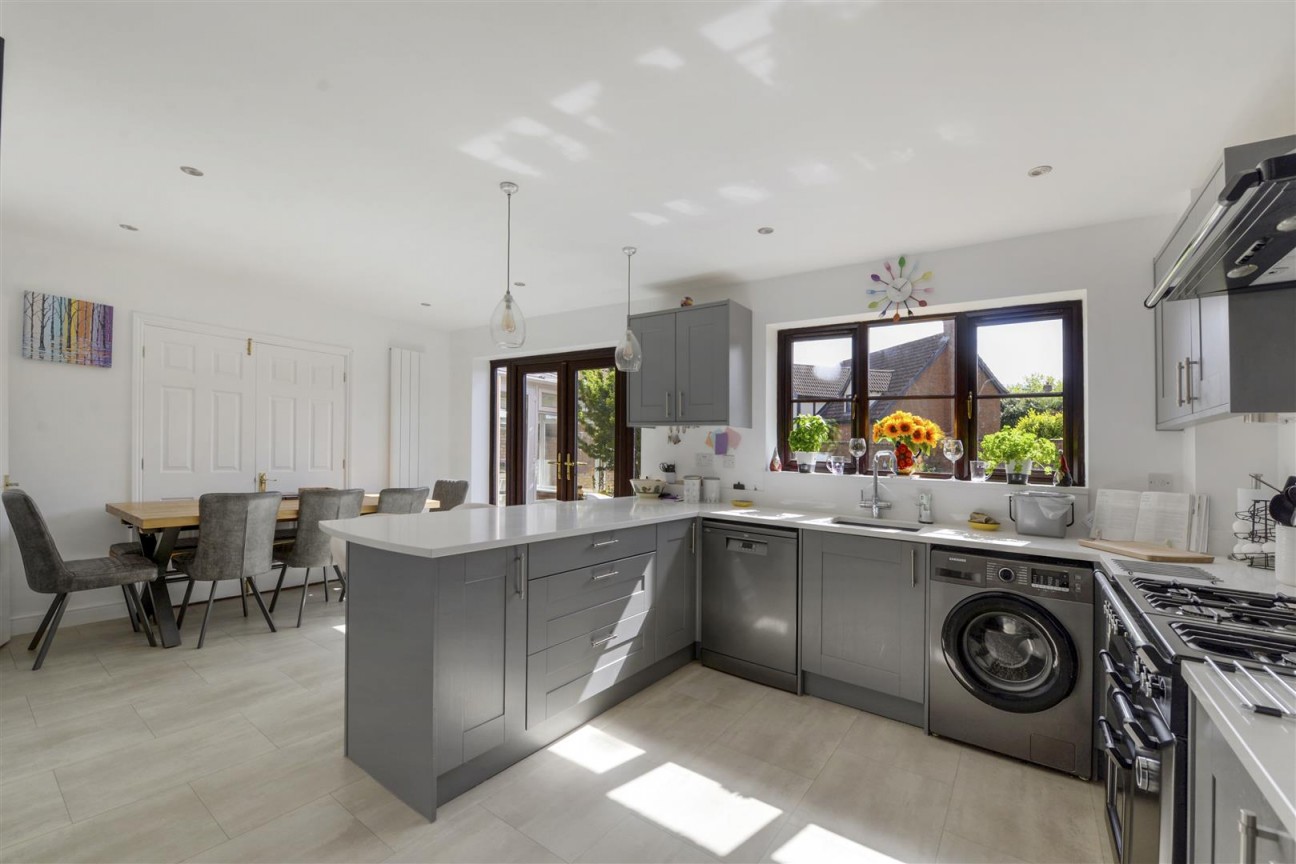 Lambourne Drive, Kings Hill
