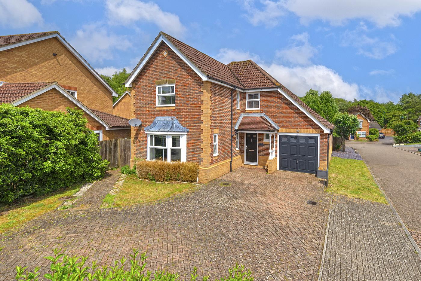 Chestnut Close, Kings Hill, ME19 4FP