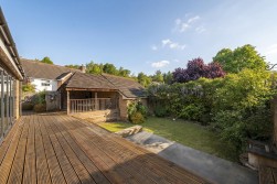 Chestnut Close, Kings Hill, ME19 4FP