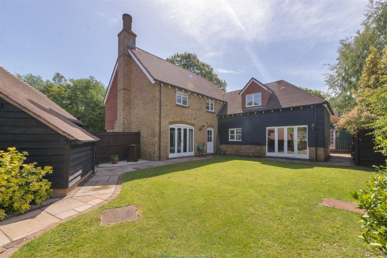 Redwell Grove, Kings Hill, ME19 4BU