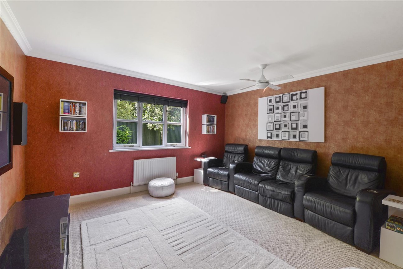 Redwell Grove, Kings Hill, ME19 4BU