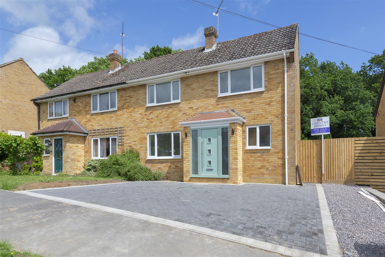 Orchard Crescent, Horsmonden