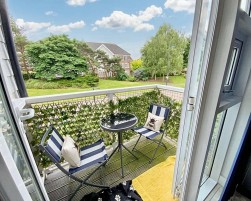 Niagara Close, Kings Hill,