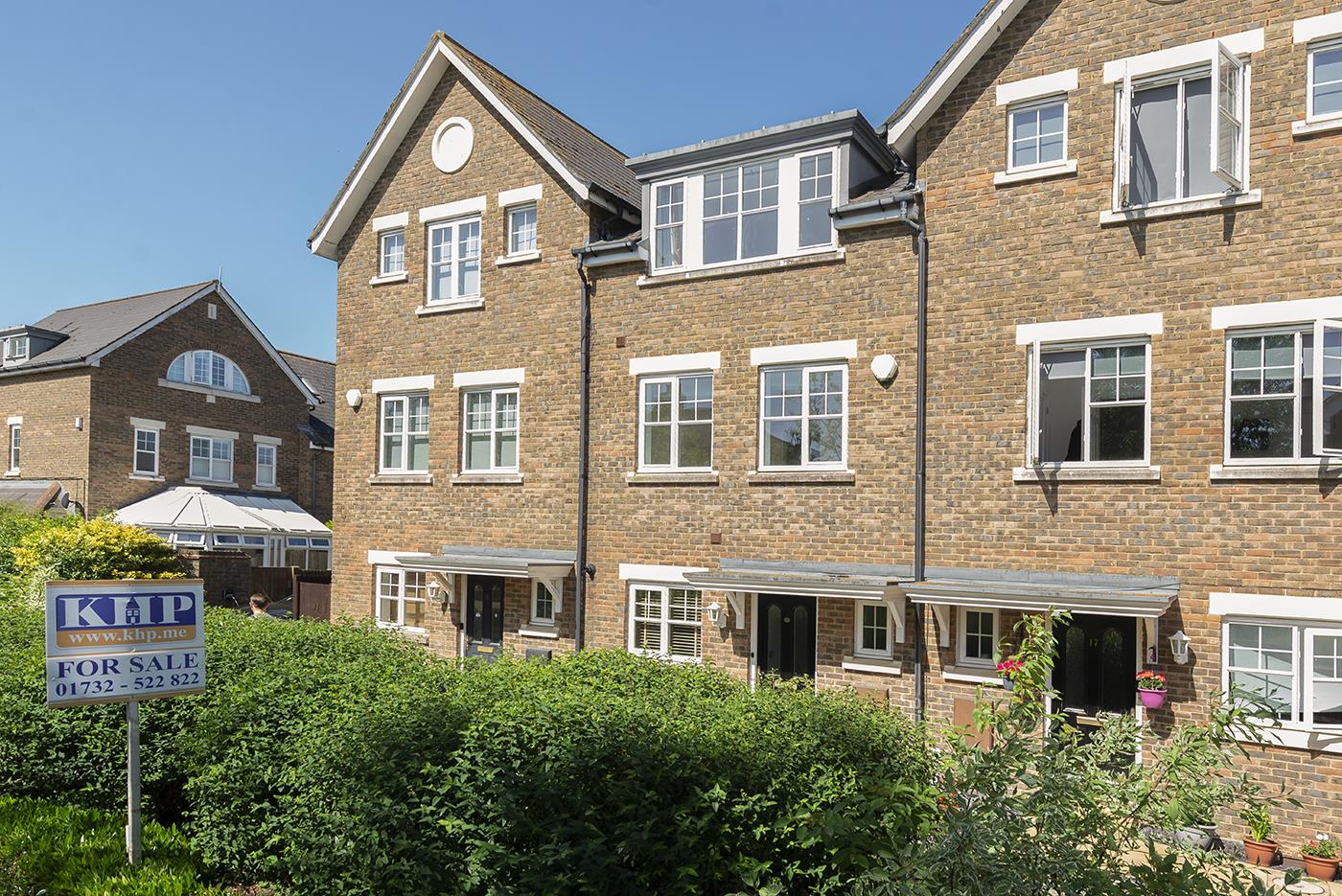 Baxter Way, Kings Hill