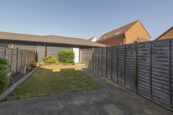 Baxter Way, Kings Hill