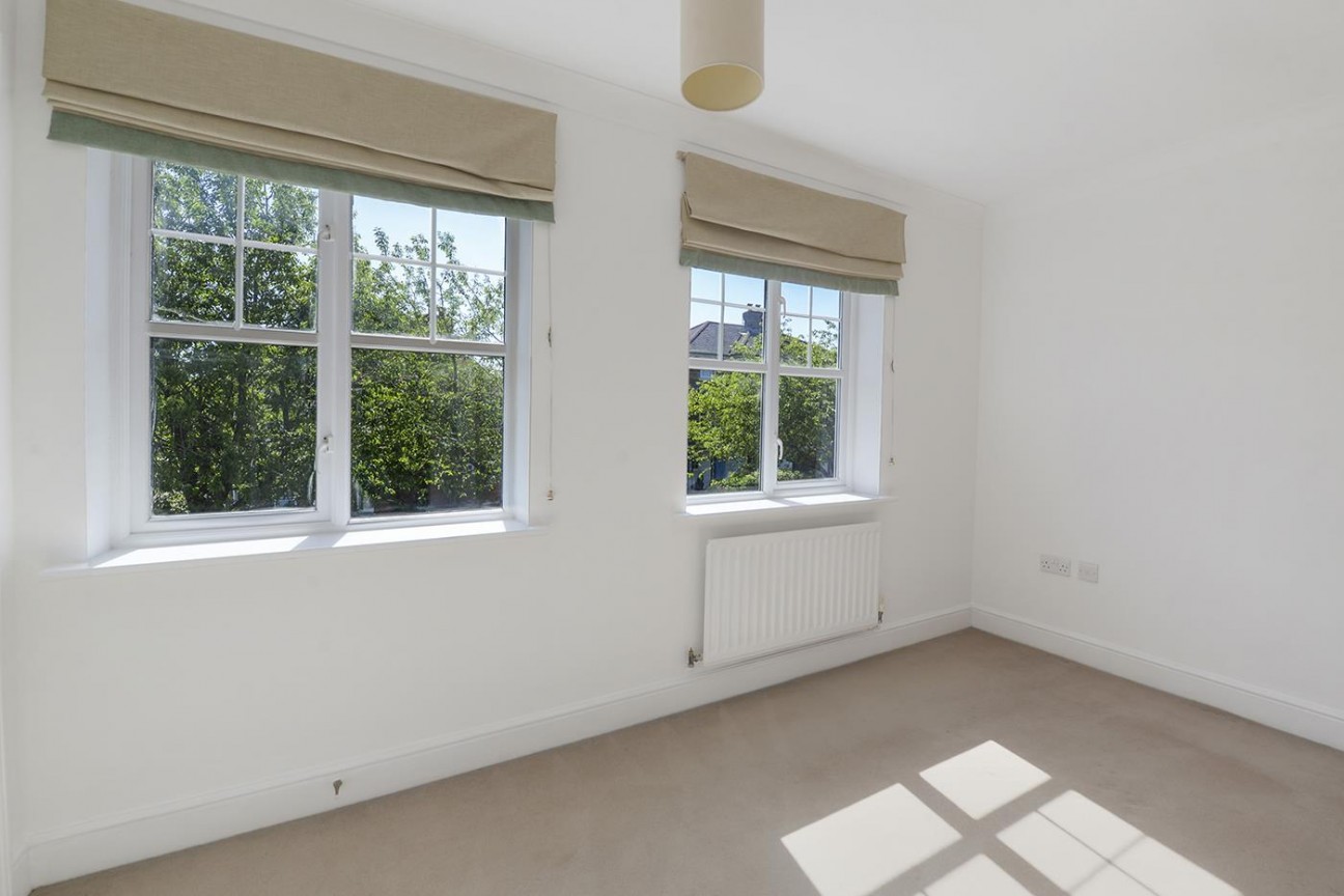 Baxter Way, Kings Hill