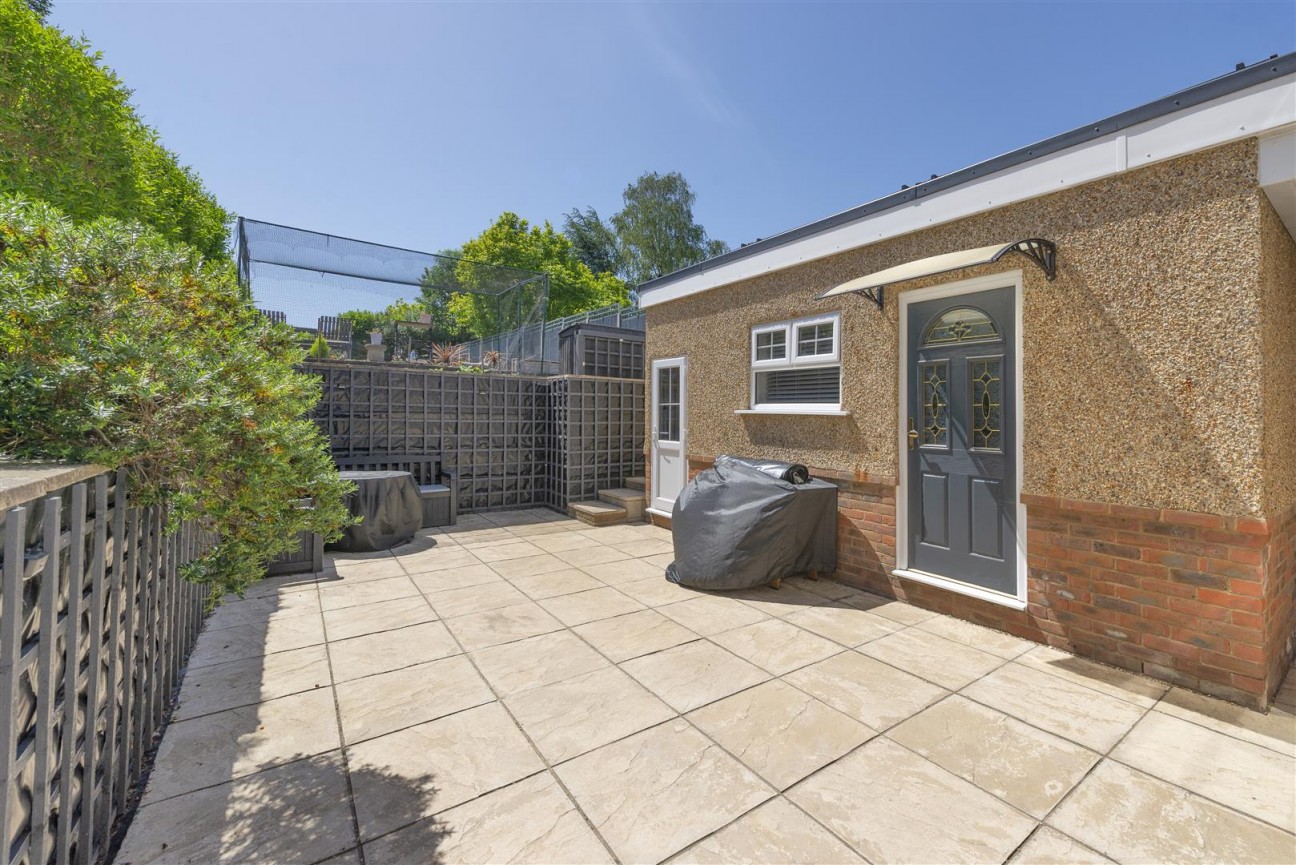 Hazel Avenue, Allington