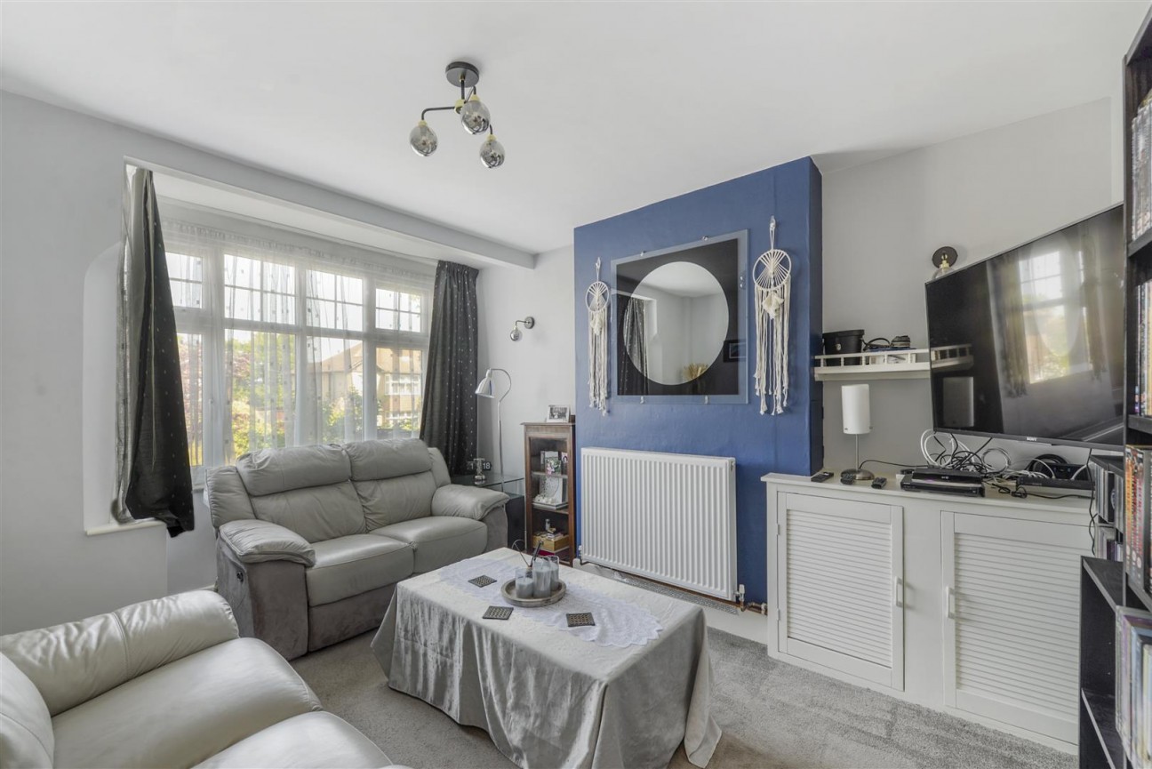 Hazel Avenue, Allington