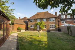 Admiral Way, Kings Hill, ME19 4NT