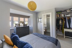 Glenton Avenue, Kings Hill, ME19 4NH
