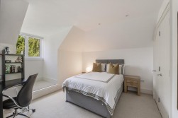 Clemens Place, Kings Hill