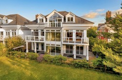 Clemens Place, Kings Hill
