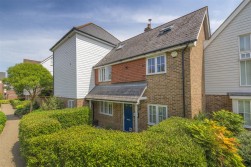 Laxton Walk, Kings Hill, ME19 4JG