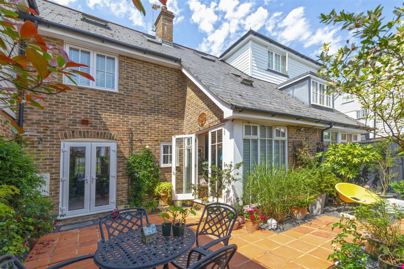 Laxton Walk, Kings Hill, ME19 4JG