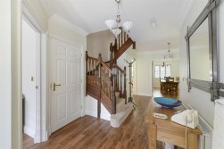 Alfriston Grove, Kings Hill, ME19 4AS