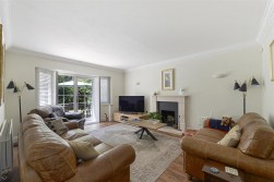 Alfriston Grove, Kings Hill, ME19 4AS