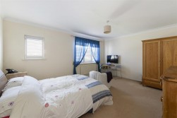 Alfriston Grove, Kings Hill, ME19 4AS