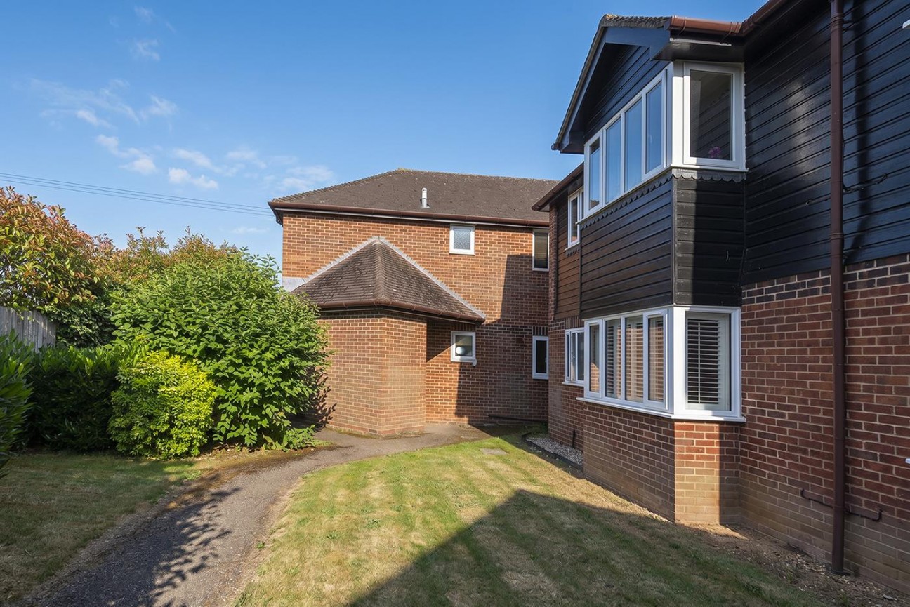 Smithers Court, East Peckham, Tonbridge