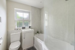 Chestnut Close, Kings Hill, ME19 4FP