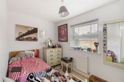 Chestnut Close, Kings Hill, ME19 4FP
