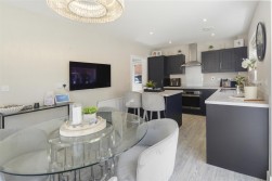 Jupiter Close, East Malling, West Malling