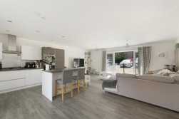 Brooks Drive, Ryarsh, West Malling