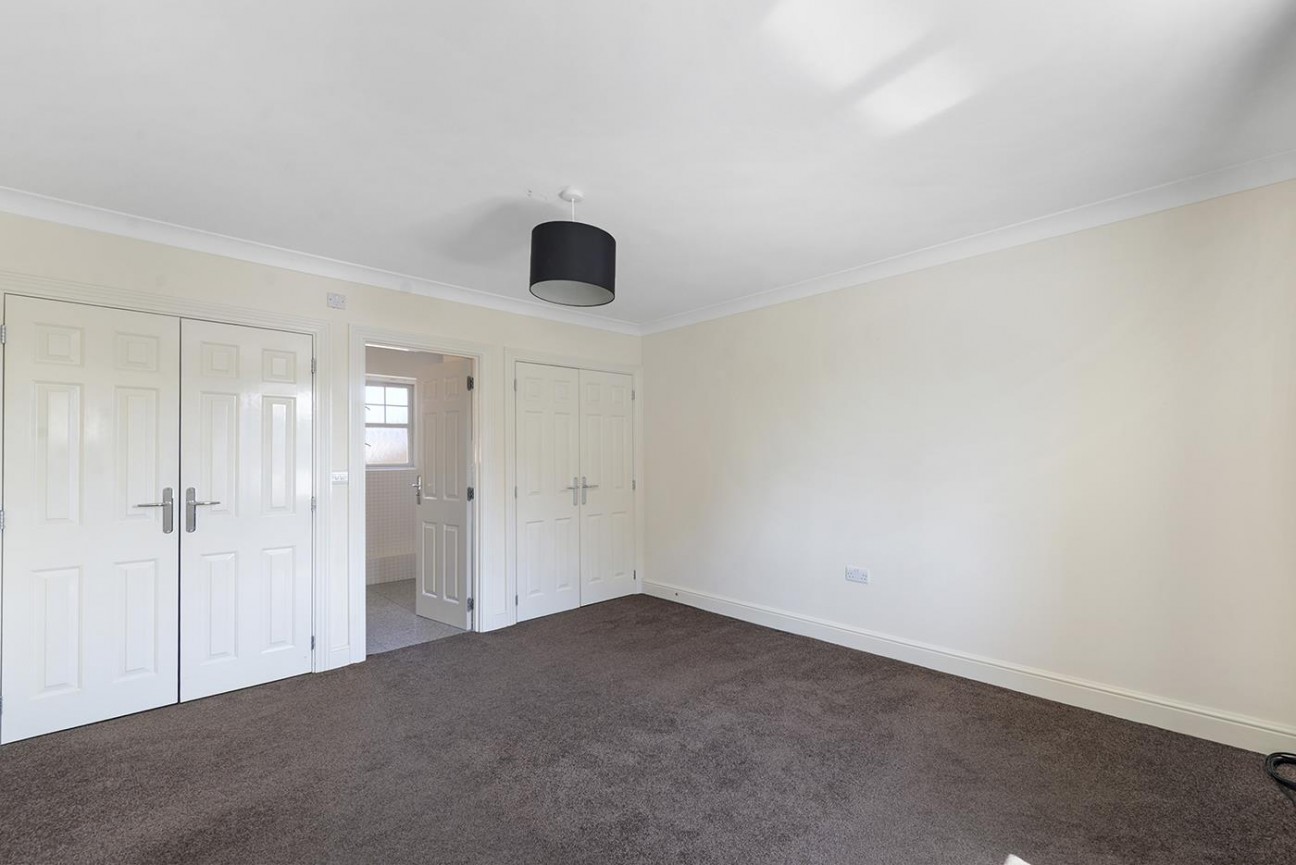 Woodford Grove, Kings Hill