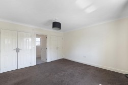 Woodford Grove, Kings Hill