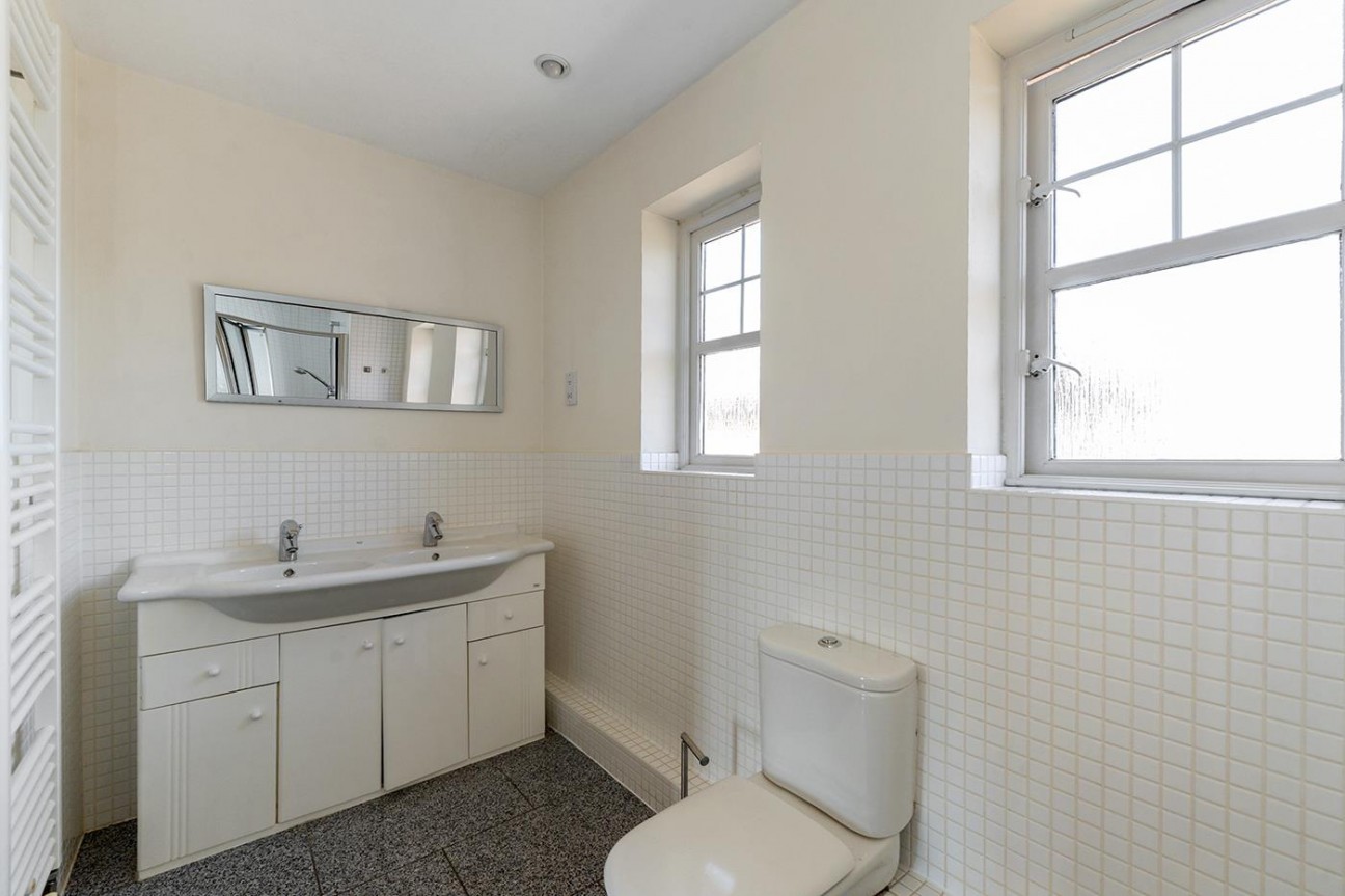 Woodford Grove, Kings Hill