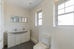 Woodford Grove, Kings Hill