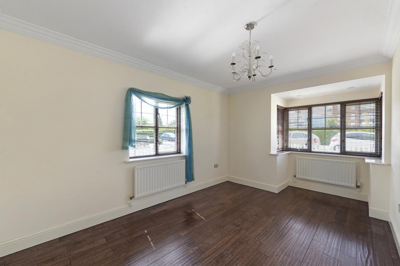 Woodford Grove, Kings Hill