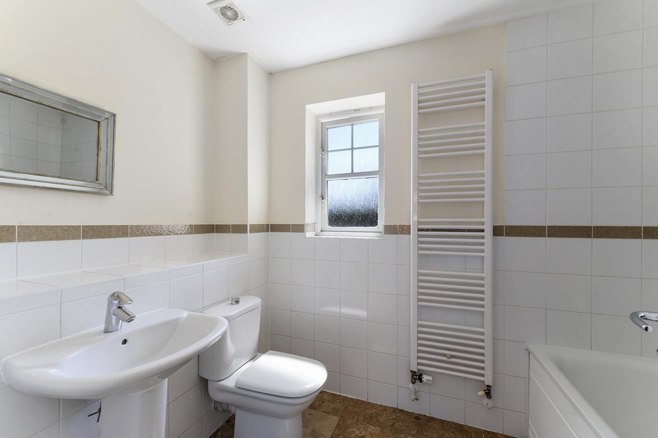 Woodford Grove, Kings Hill