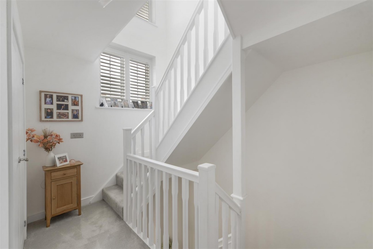 Royal Crescent, Kings Hill, West Malling