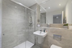 Royal Crescent, Kings Hill, West Malling