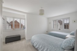 Royal Crescent, Kings Hill, West Malling