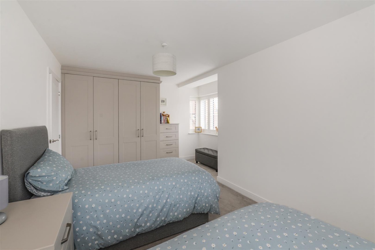 Royal Crescent, Kings Hill, West Malling