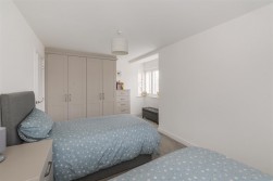 Royal Crescent, Kings Hill, West Malling