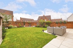 Royal Crescent, Kings Hill, West Malling