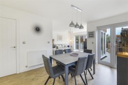 Royal Crescent, Kings Hill, West Malling