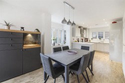 Royal Crescent, Kings Hill, West Malling