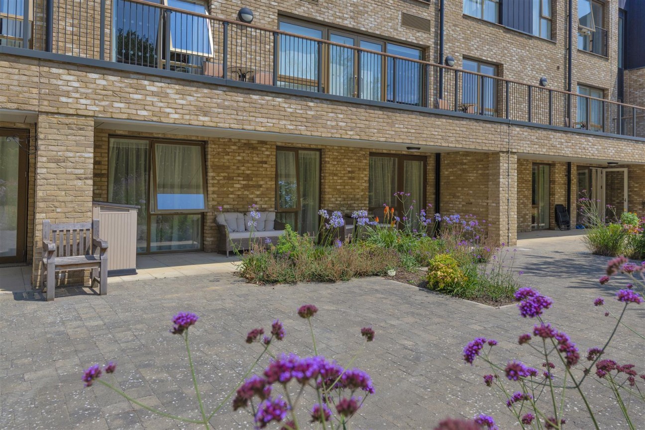 16 The Orpines, Wateringbury, Maidstone