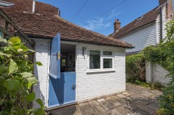 Laddingford, Maidstone