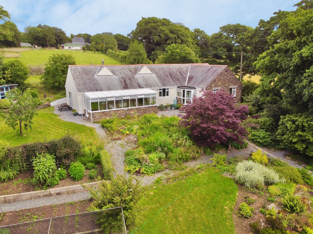 Dousland, Yelverton