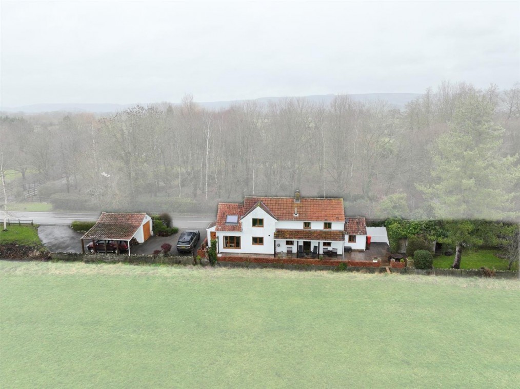 Barrow Causeway, Bleadney, Wells