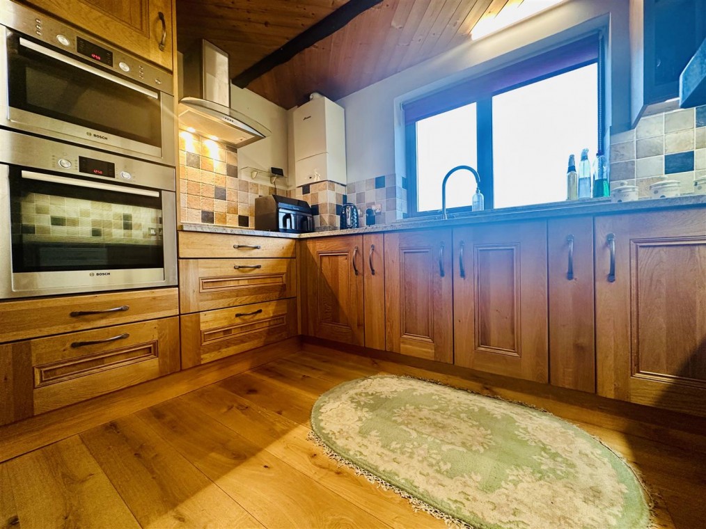 Barrow Causeway, Bleadney, Wells