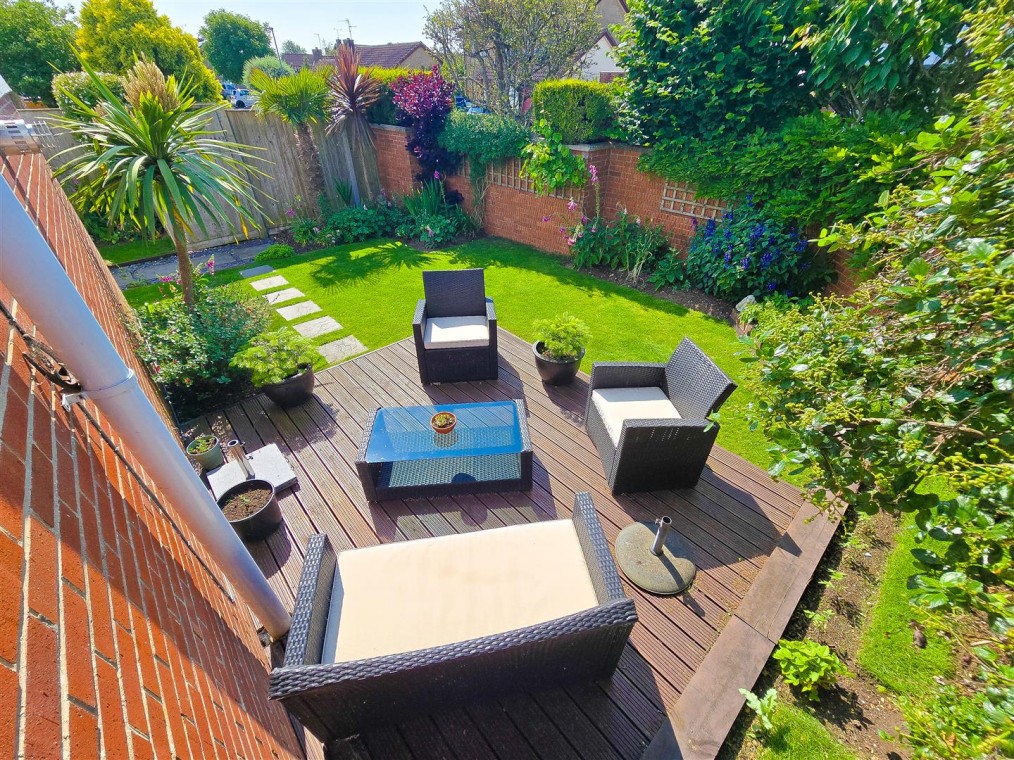 Copper Close, Cheddar