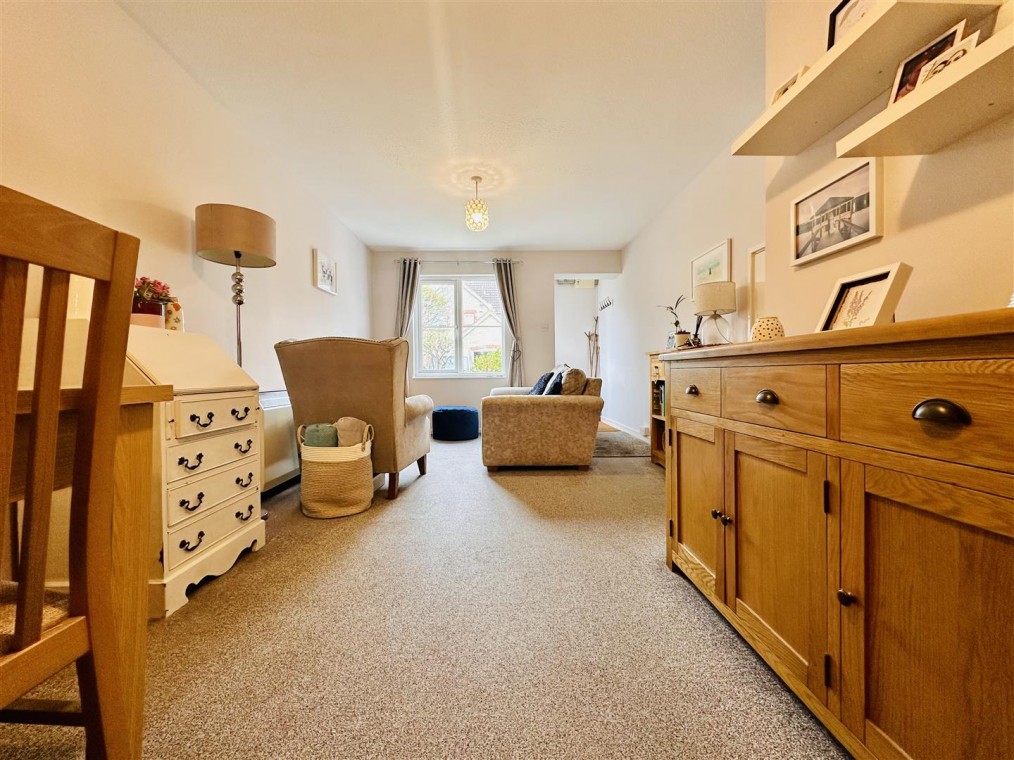 Felsberg Way, Cheddar