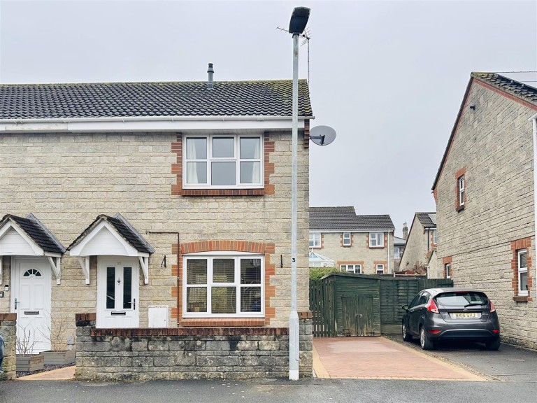 Gough Place, Cheddar