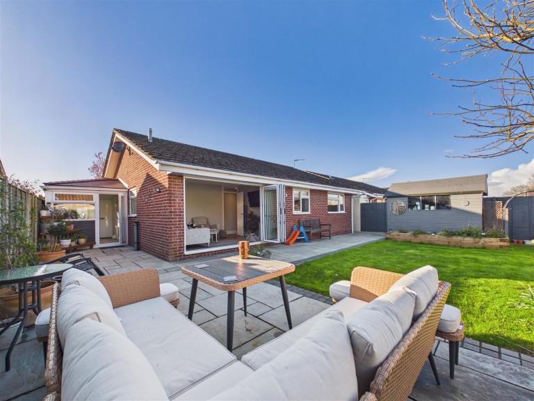 Queensway Close, Mark, Highbridge